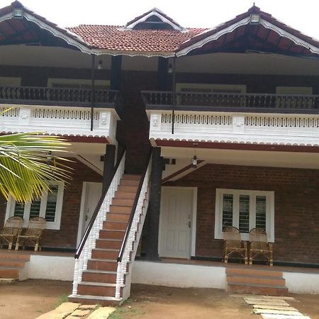 Mango Village Farm House Nelliyampathy Екстериор снимка